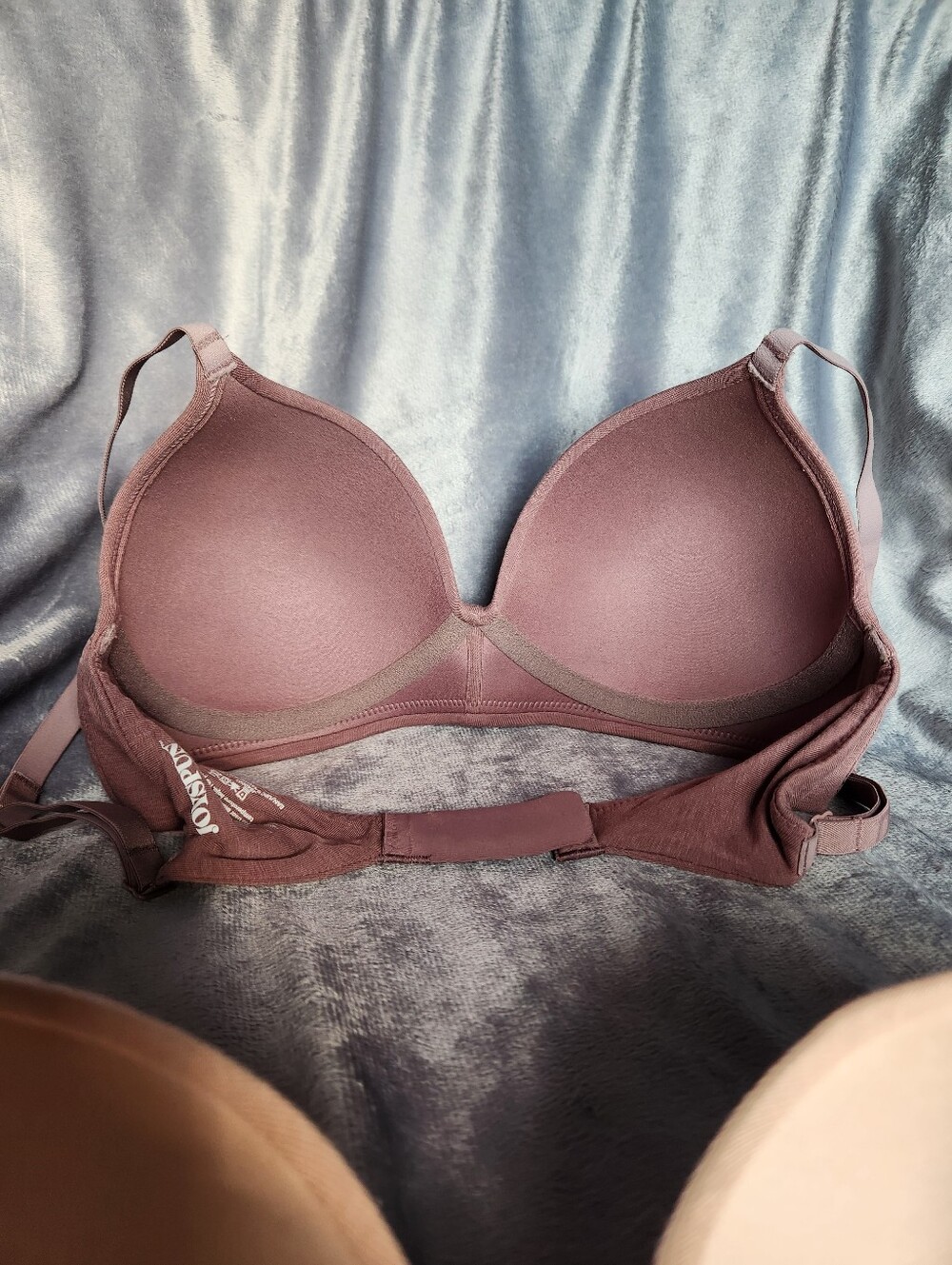 2 Bra - Picture 5 of 7